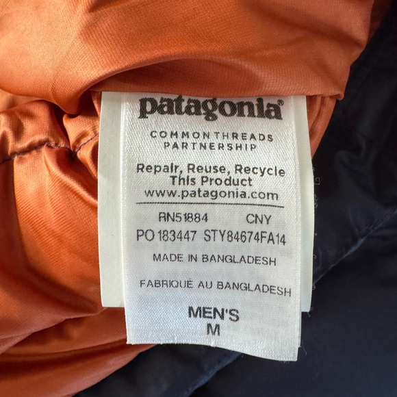 Patagonia Nano Insulated Puffer Jacket Navy Orange Trim Mens size Medium - Picture 8 of 8